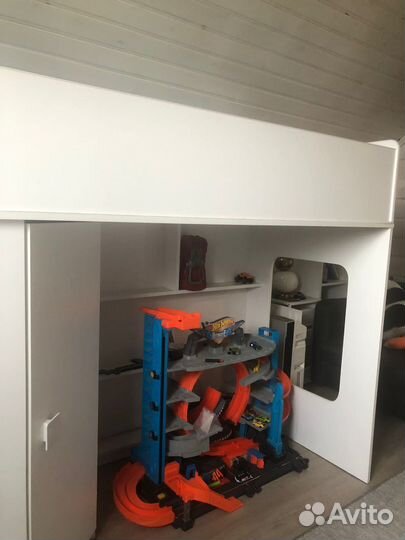 Кровать-чердак