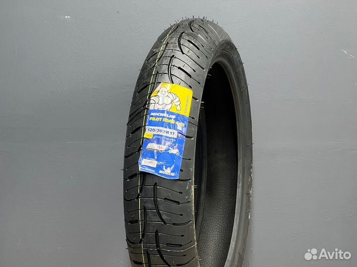 Michelin Pilot Road 4GT 120/70-17