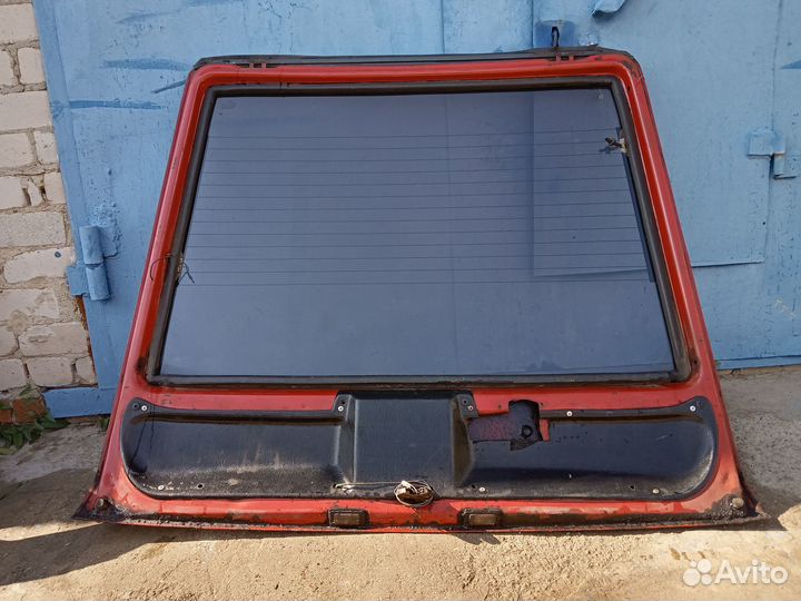 Задняя хлопушка на москвич 2141