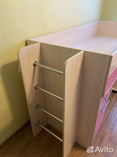 Продам детскую мебель