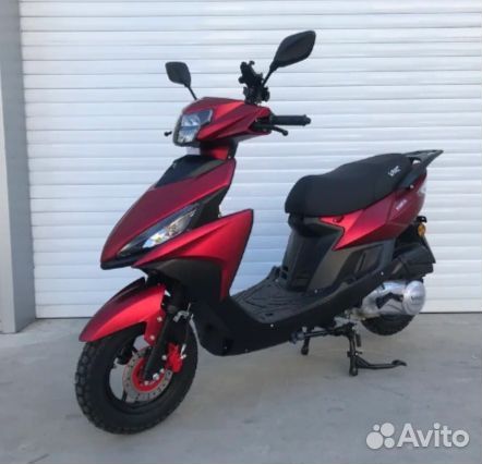 Скутер X-motors Corsa RS PRO - 200cc красный