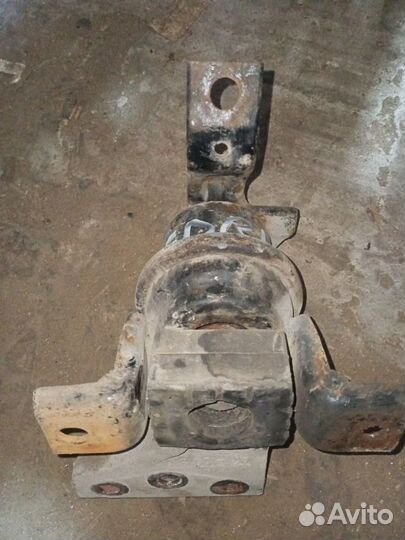 Подушки двигателя на Chery Fora