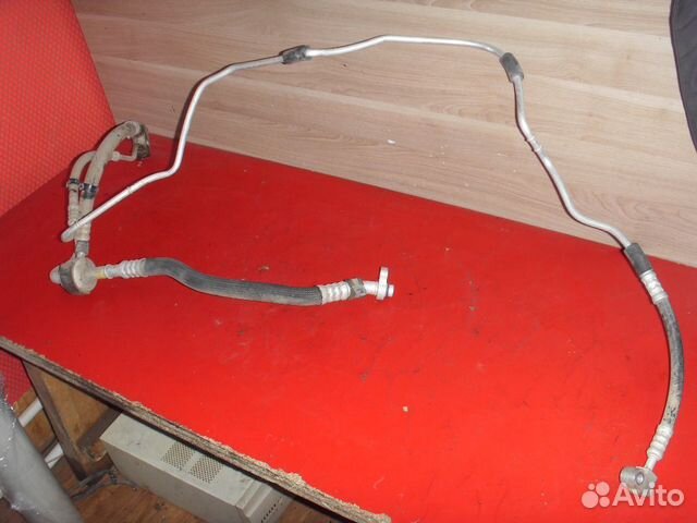 Трубка кондиционера 13251733 Opel Zafira B (A05)