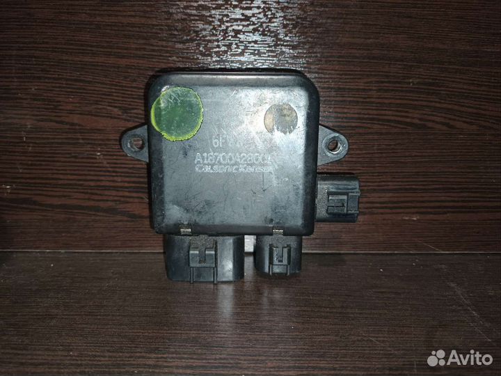 Блок управления вентилятором Mitsubishi Lancer IX