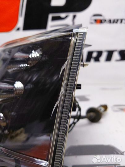 Фонарь задний Mitsubishi Outlander II (2005—2009)