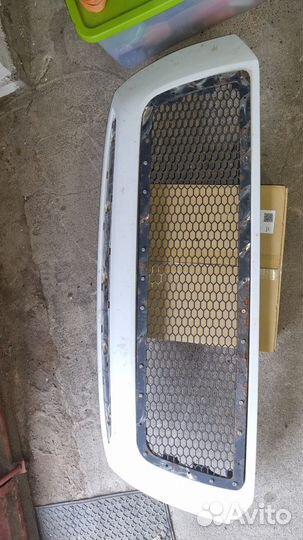 Решетка радиатора Тойота Тундра