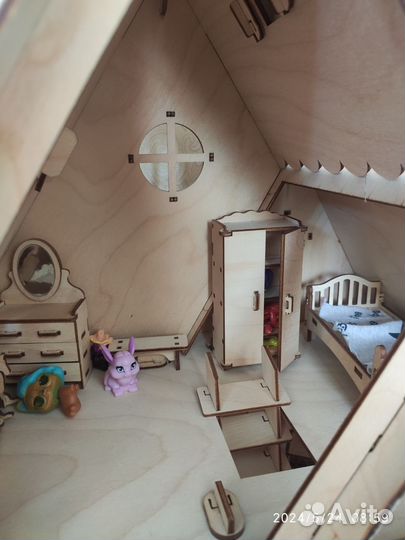 Домик кукольный