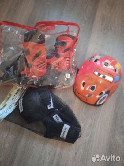 Ролики детские, весь комплект защиты