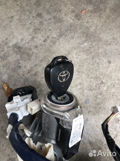 Toyota Corolla 150 замок зажигания