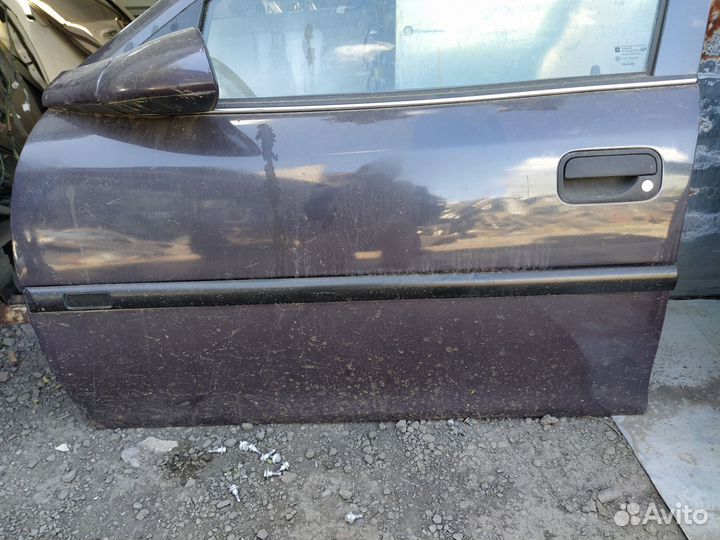 Дверь передняя левая Opel Vectra B