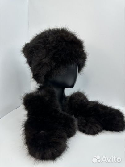 Колпак и варежки