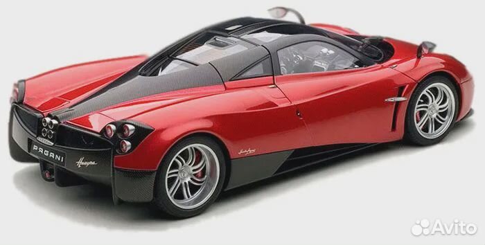 Модель Welly 1:24 Pagani Huayara 1:24 (24088)