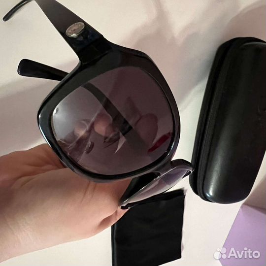 Солнцезащитные очки