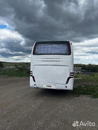 Туристический автобус Higer KLQ 6885 Q, 2011