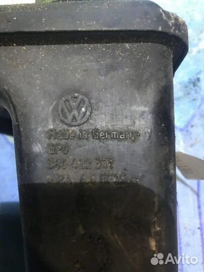 Бачок гидроусилителя руля 3B0422371