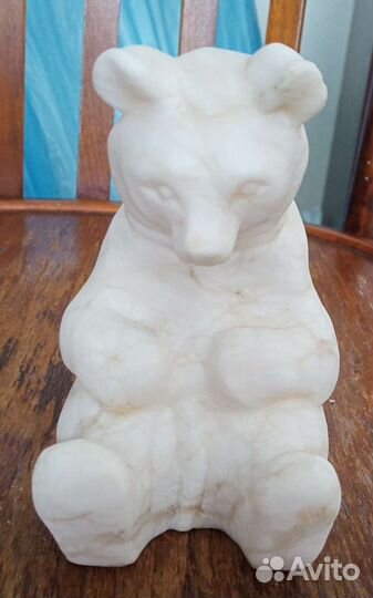 Маша и медведь статуэтка из камня