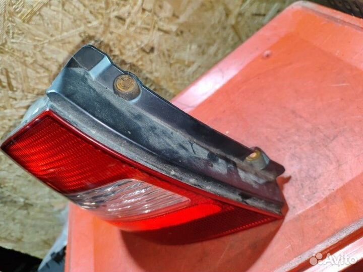 Фонарь задний левый Honda Civic