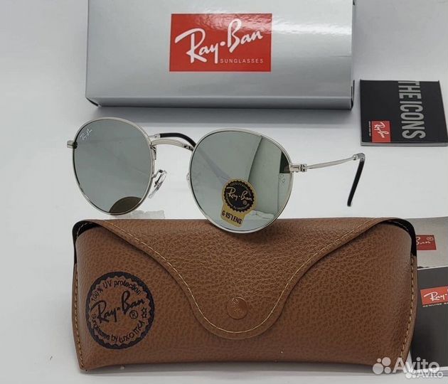 Солнцезащитные очки Ray Ban