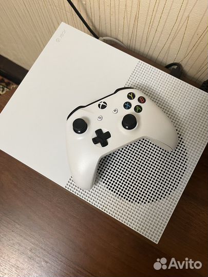 Xbox One s