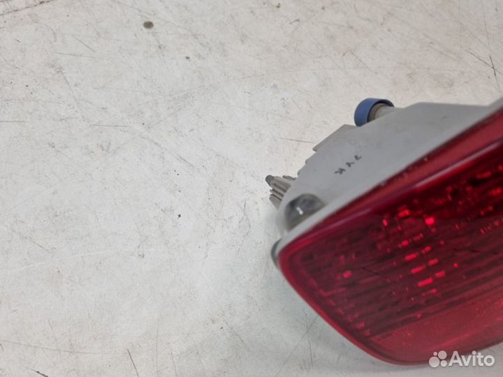 Фонарь противотуманный задний левый Toyota Land