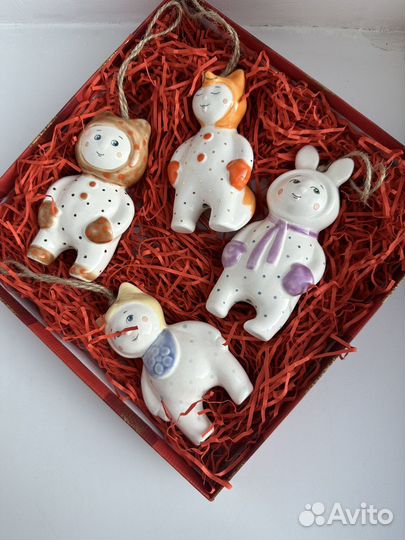 Новогодние игрушки