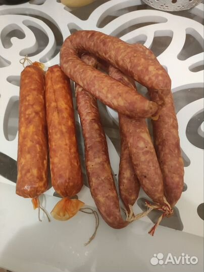 Копчёная колбаса, мясо, рыба