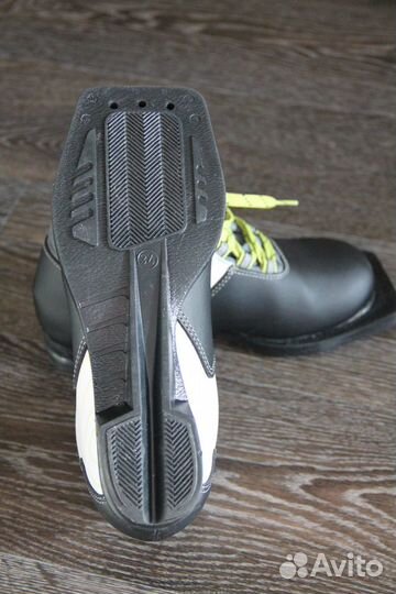 Ботинки лыжные 34 р-р