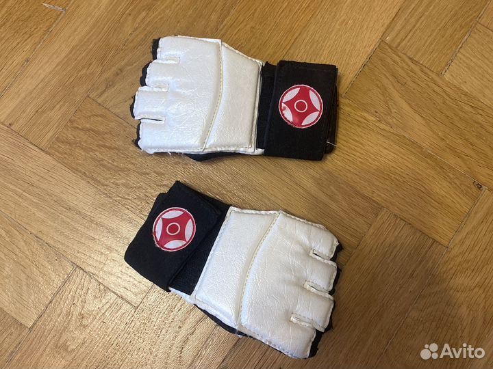 Перчатки для каратэ детские xs