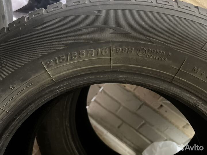 Minerva Ice-Plus S110 215/65 R16