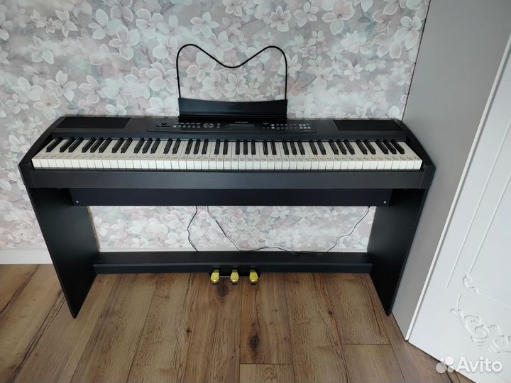 Цифровое фортепиано ringway
