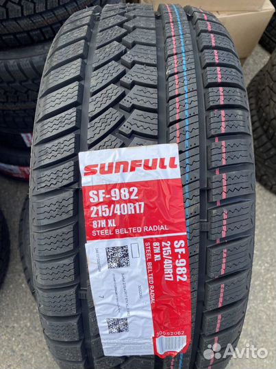 Sunfull SF982 215/40 R17 87H