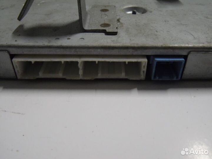 Модуль помощи при парковке Тойота Рав4