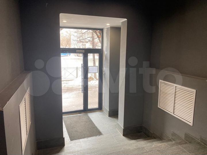 Нежилые помещения 323 кв.м на 1 линии ул.Восстания