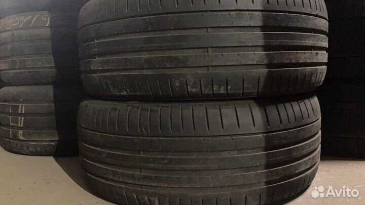 Pirelli P Zero 245/40 R19