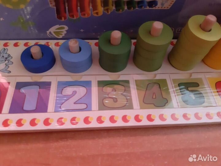 Деревянная пирамидка счёт от 0 до 9 сортер