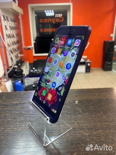HUAWEI P8 Lite, 2/16 ГБ