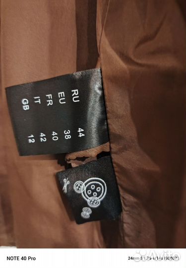 Шуба мутоновая с капюшоном 44