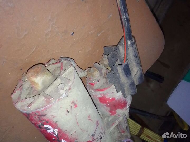 Стартер Форд Транзит 2.0 бенз. 1997г