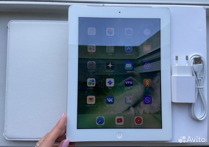 iPad 4 wi-fi/sim (3G)