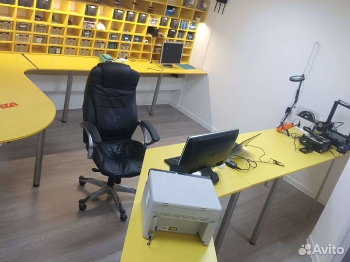 Мастер по ремонту мобильных телефонов, ноутбуков