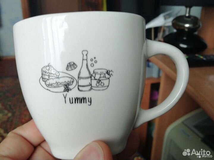 Кружечка и пепельница. Питер