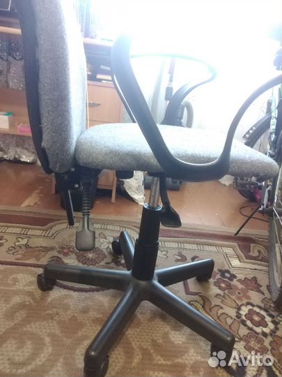 Компьютерное кресло