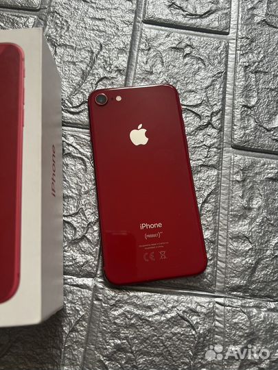 iPhone 8, 64 ГБ