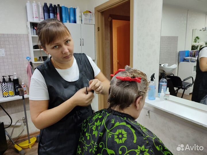 Модель мужские,женские стрижки,окрашивание