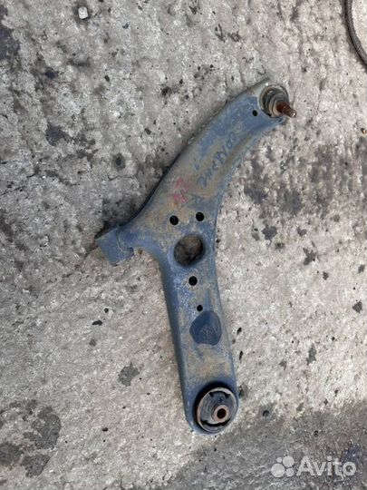 Рычаг передний правый Hyundai Solaris