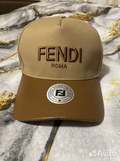 Кепка бейсболка Fendi