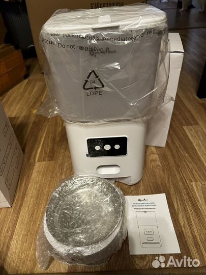 Автоматическая кормушка для животных 6 л DownyPaws