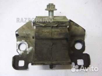 Опора двигателя Ниссан