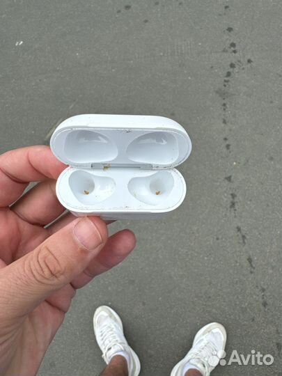 Кейс для airpods 3 magsafe + одно ухо