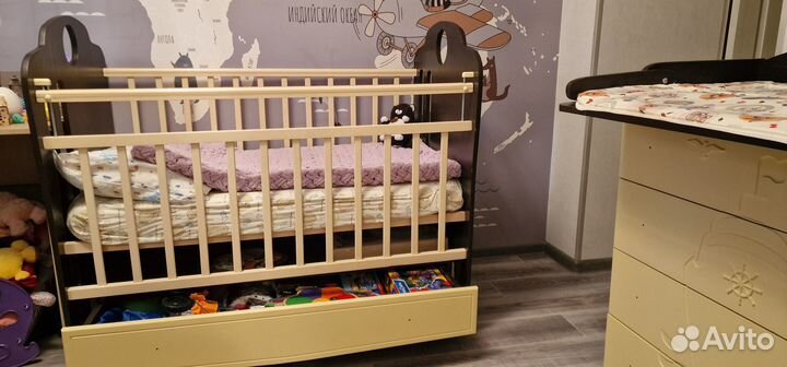 Детская кроватка